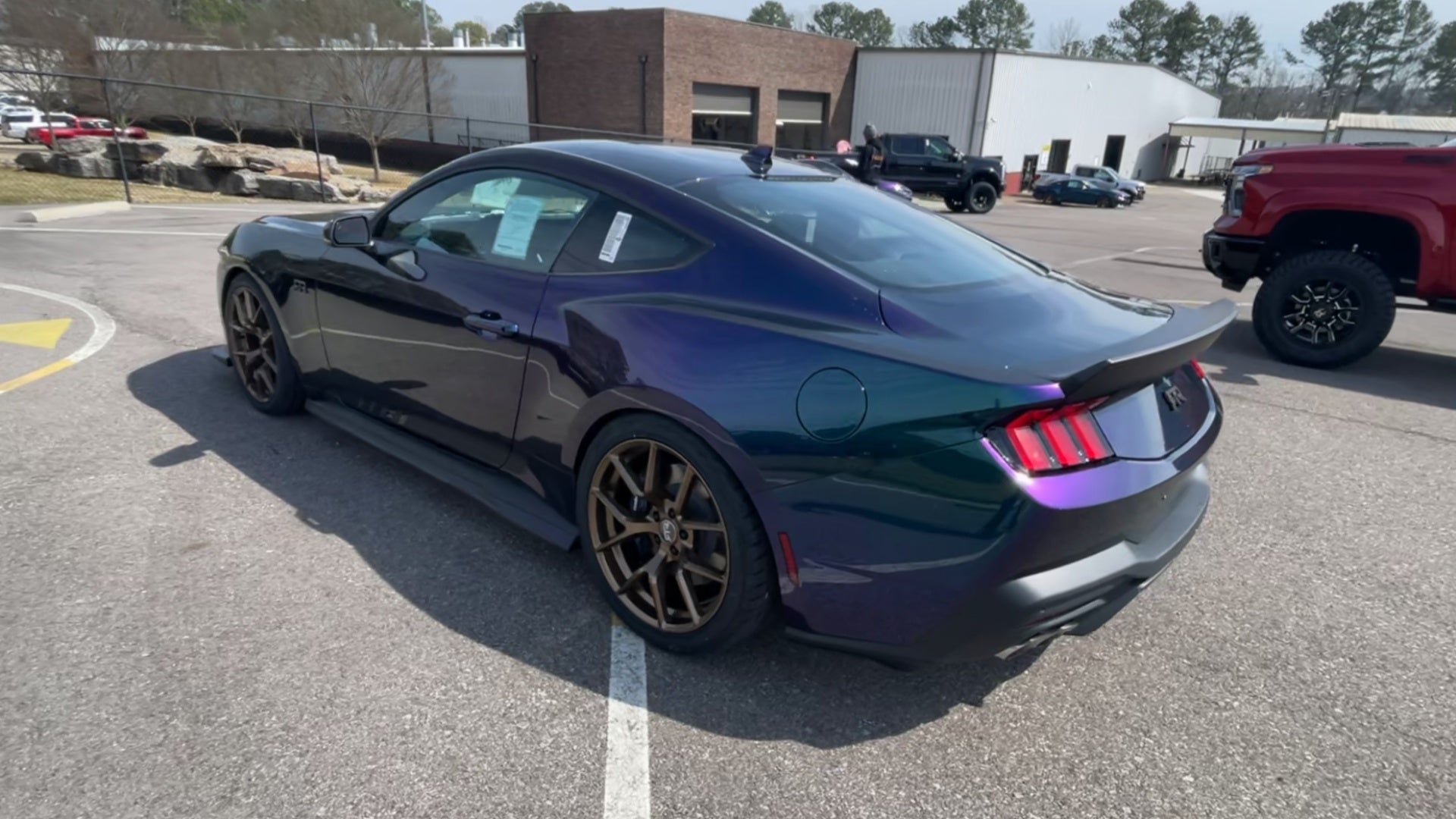 Vehicle Image 9