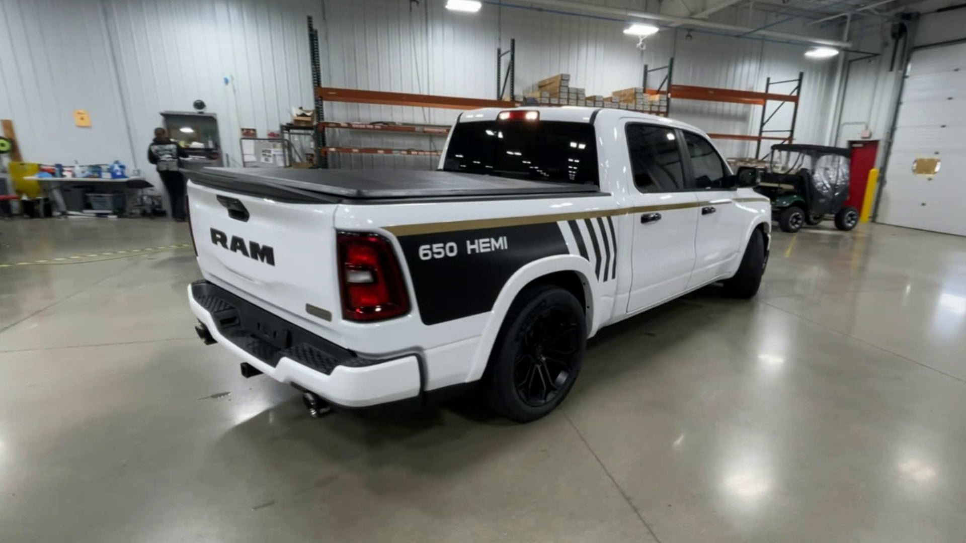 Vehicle Image 9