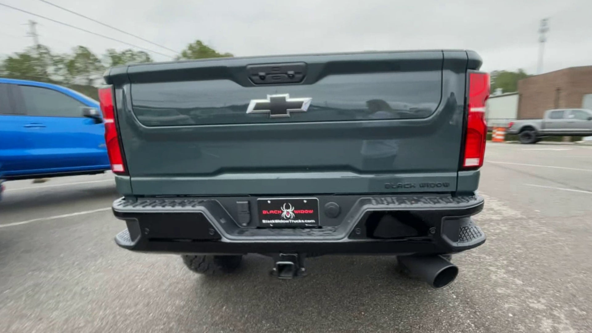 Vehicle Image 9