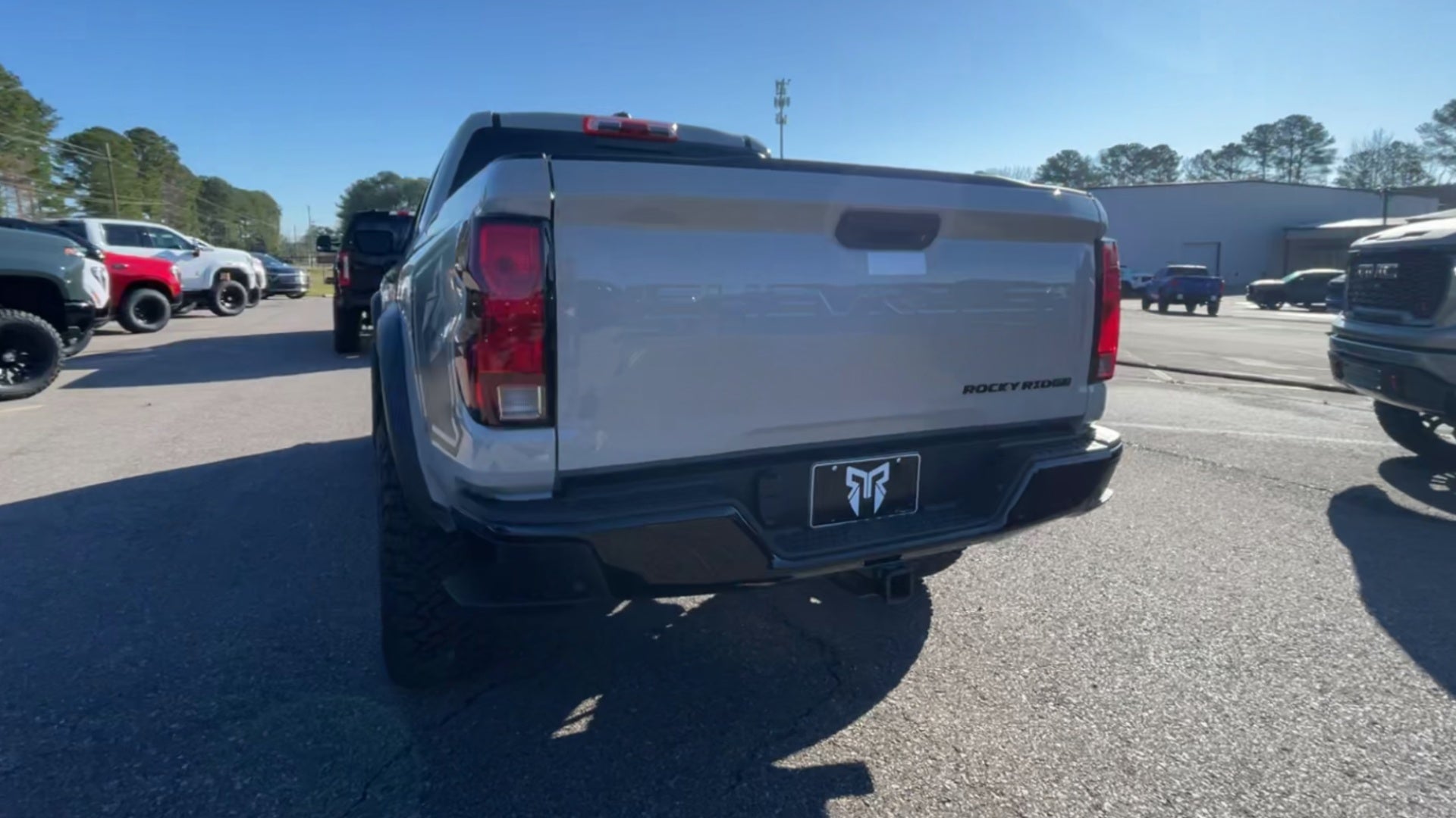 Vehicle Image 9