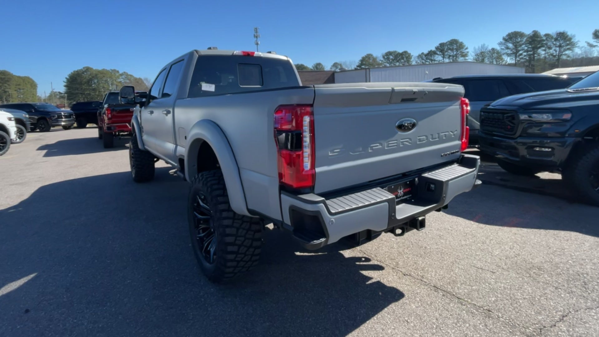 Vehicle Image 9
