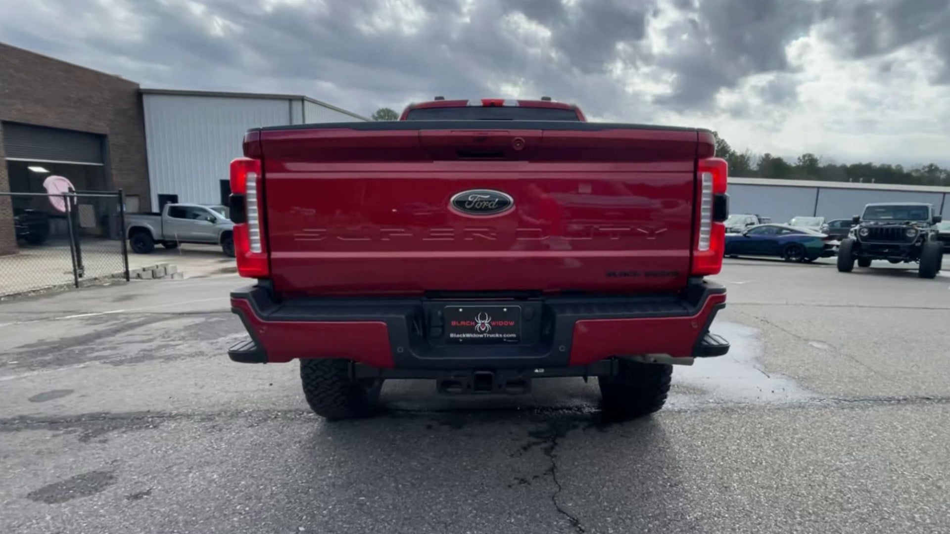 Vehicle Image 9