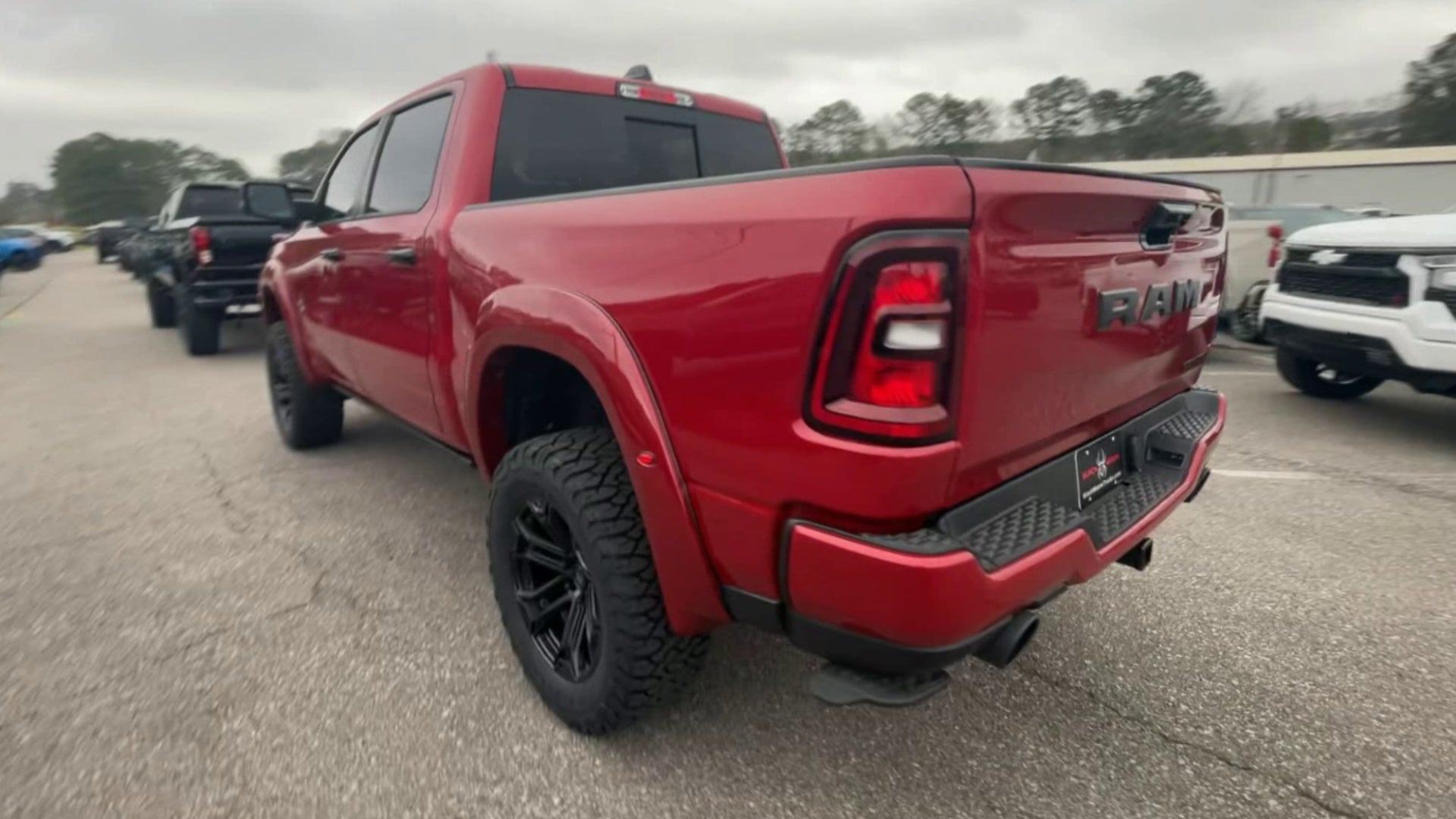Vehicle Image 9