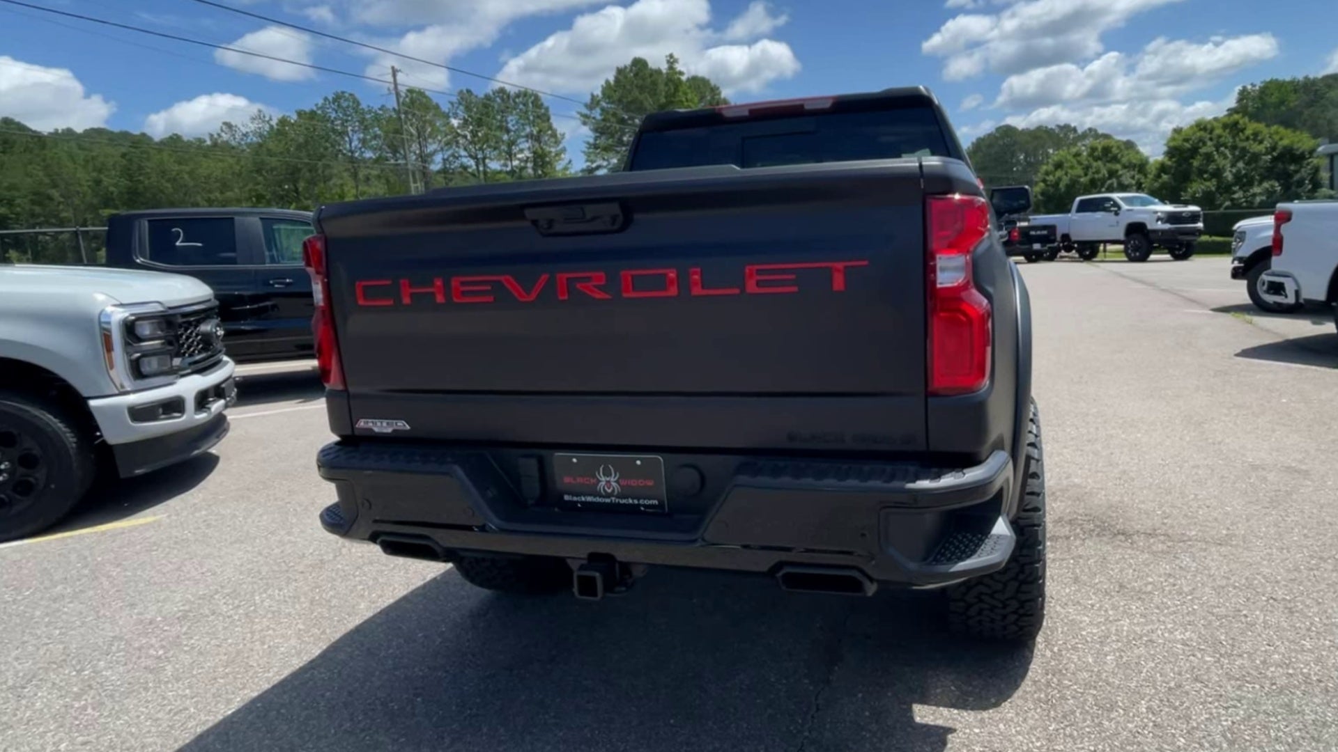 Vehicle Image 9