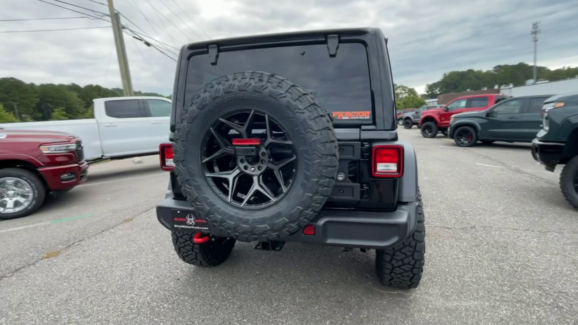 Vehicle Image 9