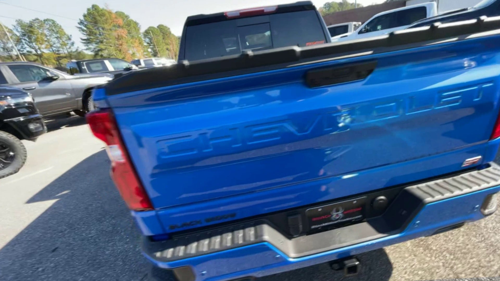 Vehicle Image 9