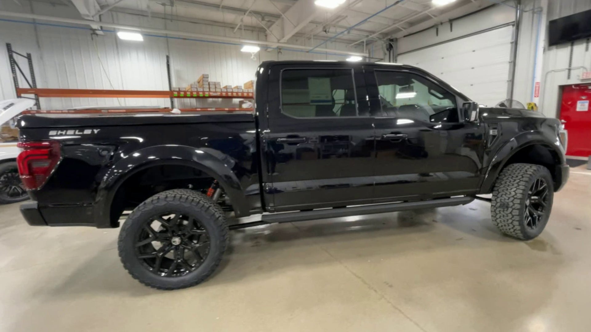 Vehicle Image 9