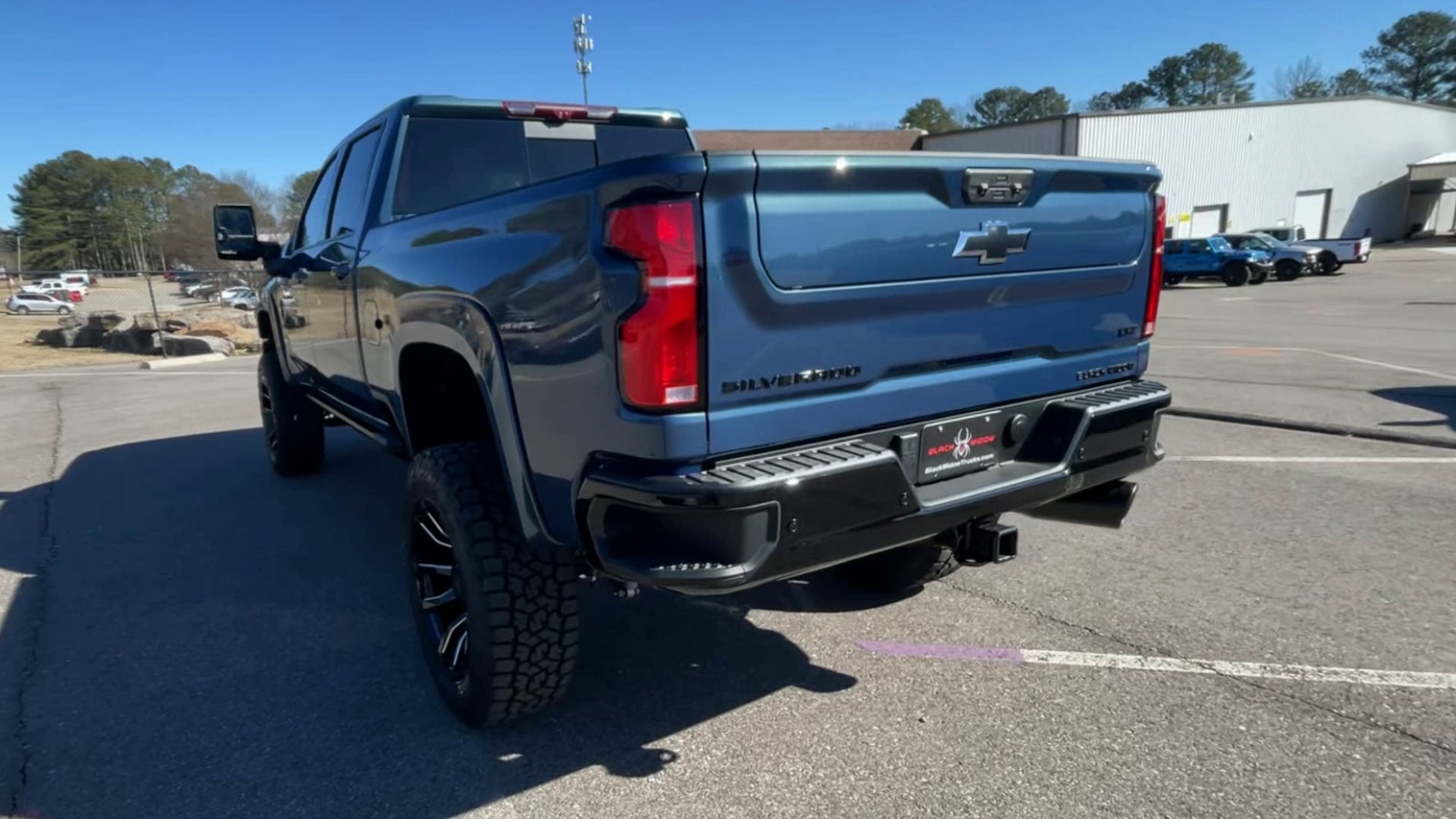 Vehicle Image 9