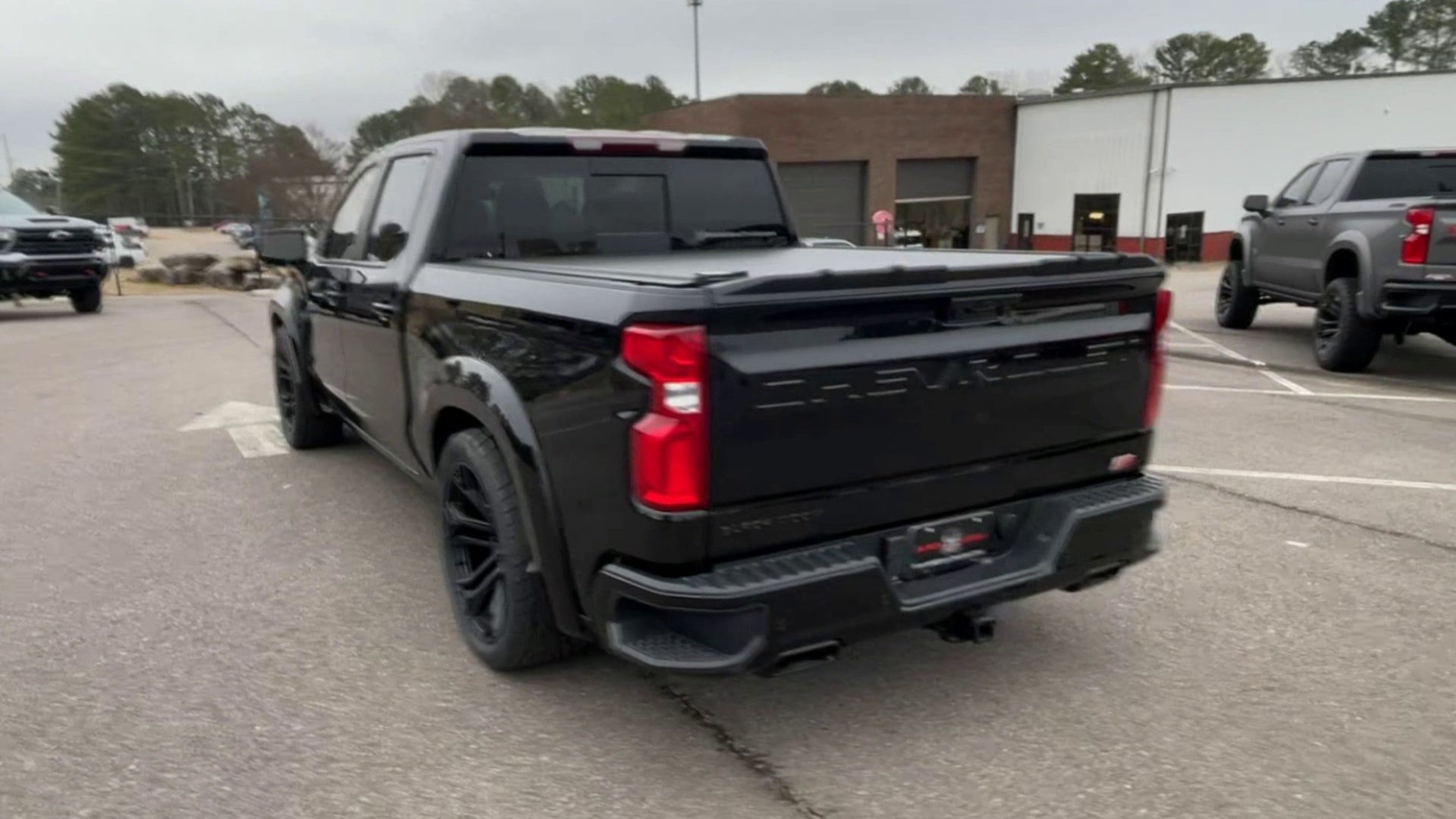 Vehicle Image 9