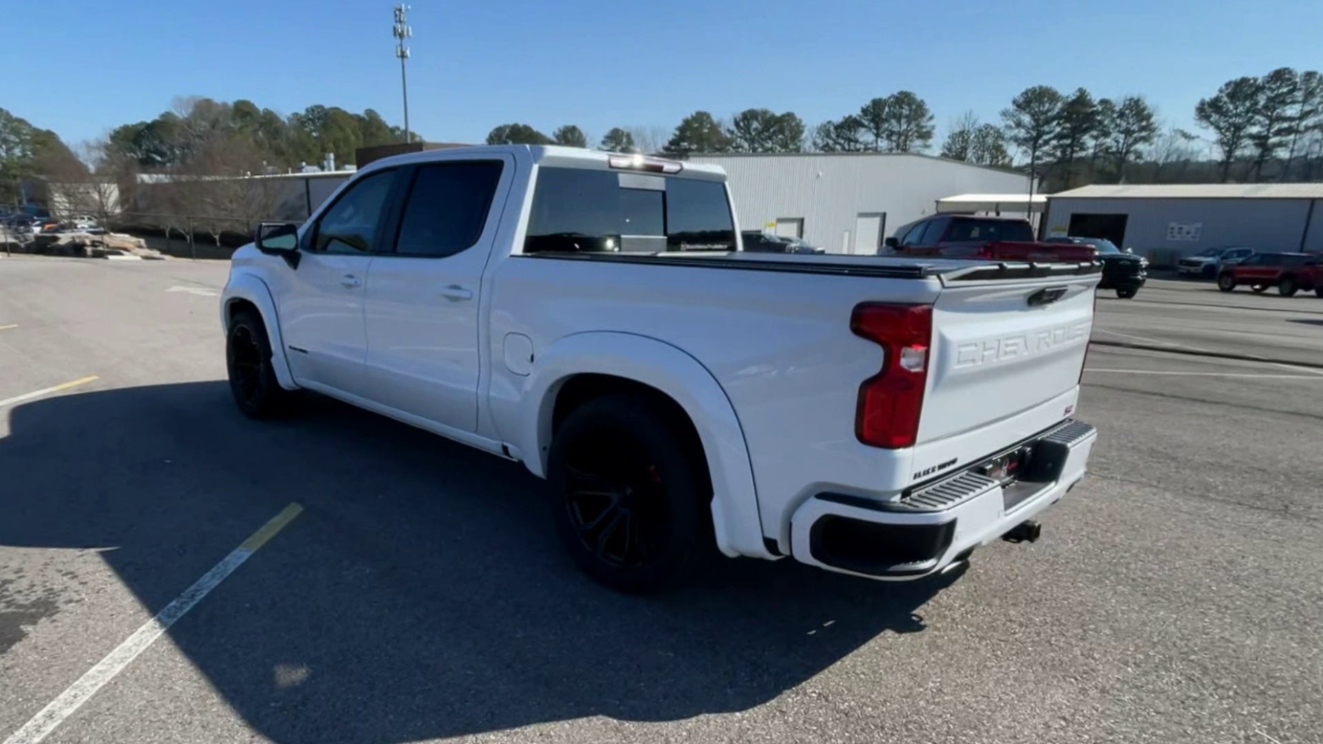 Vehicle Image 9