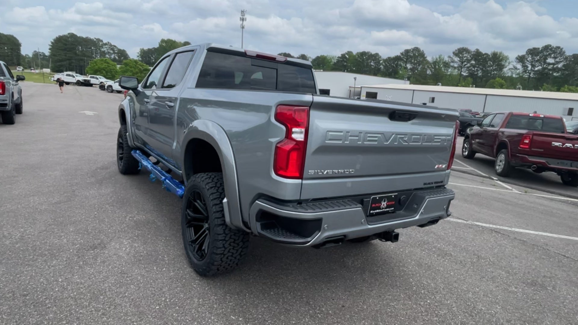 Vehicle Image 9