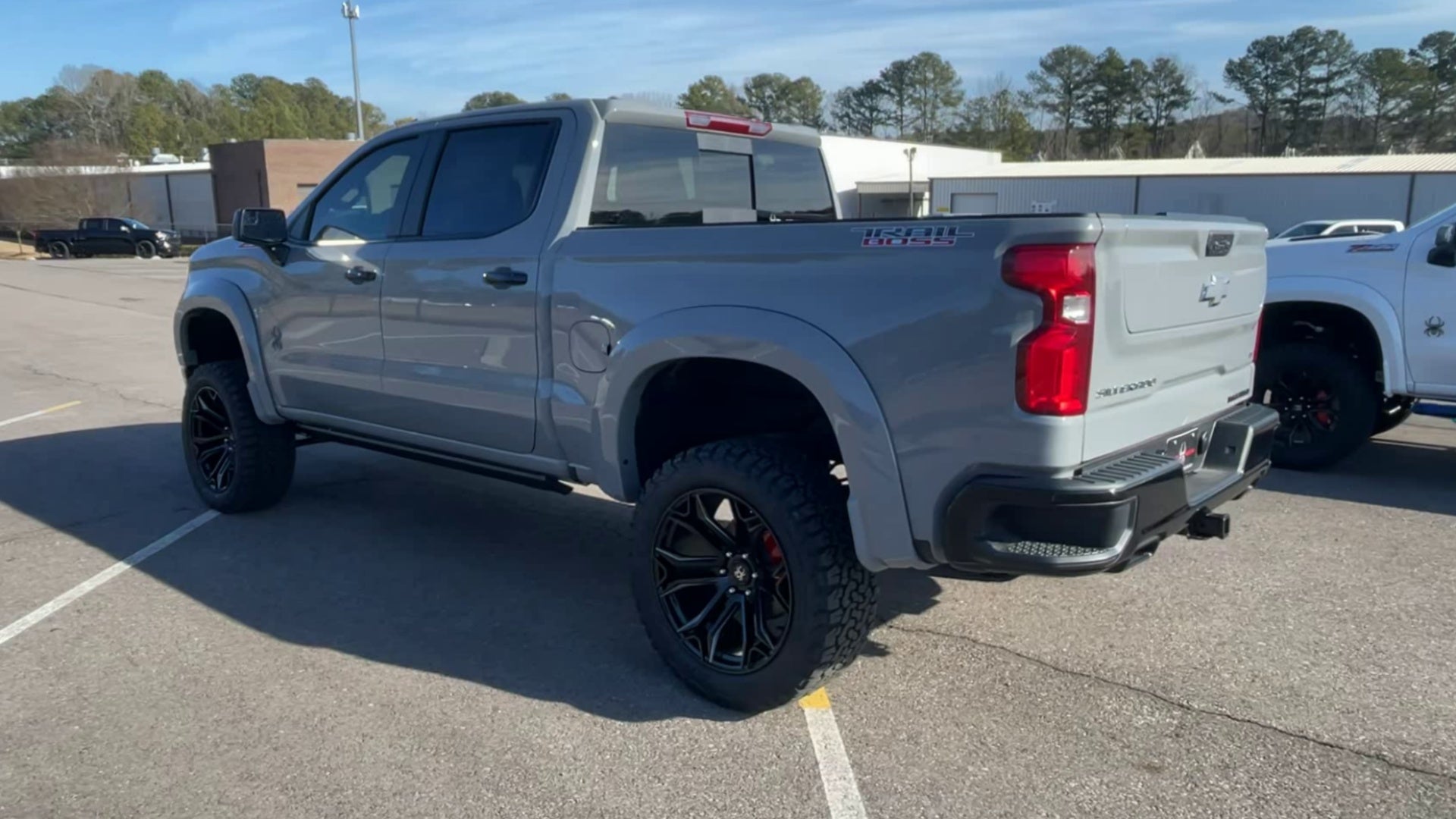 Vehicle Image 9