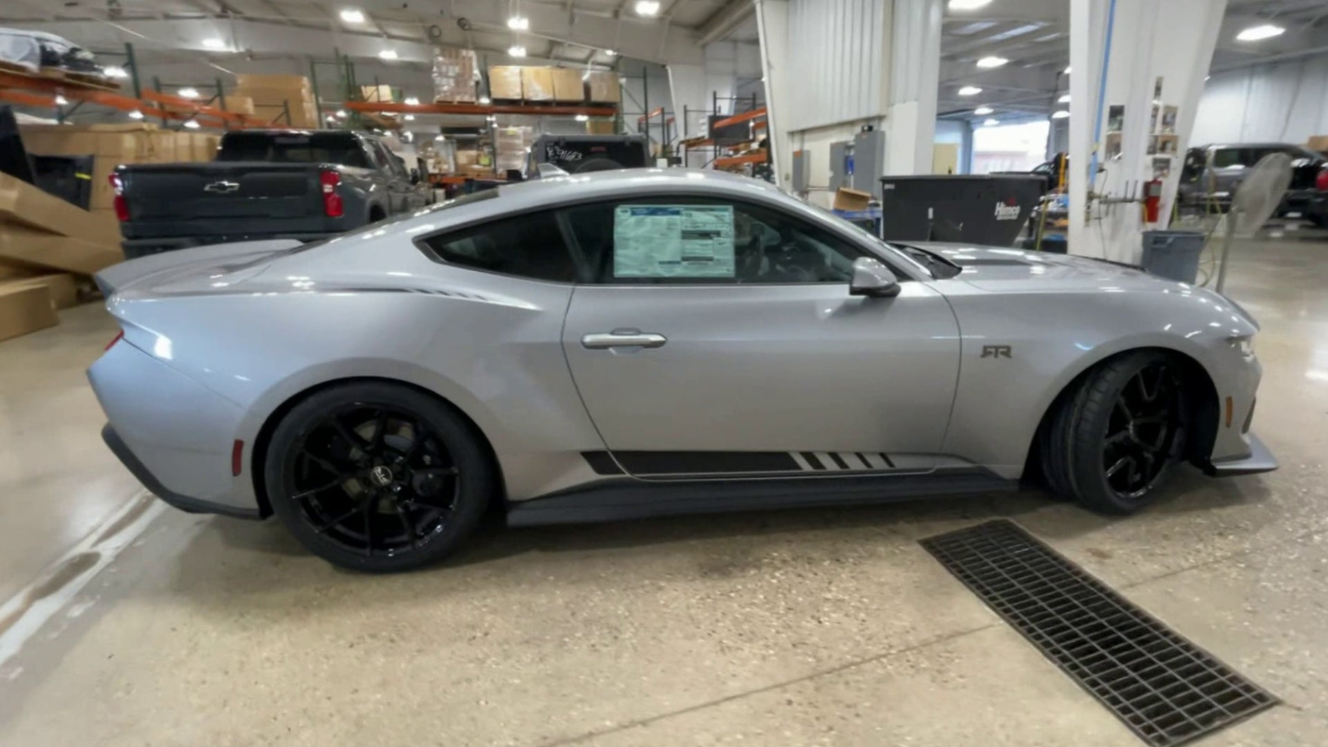 Vehicle Image 9