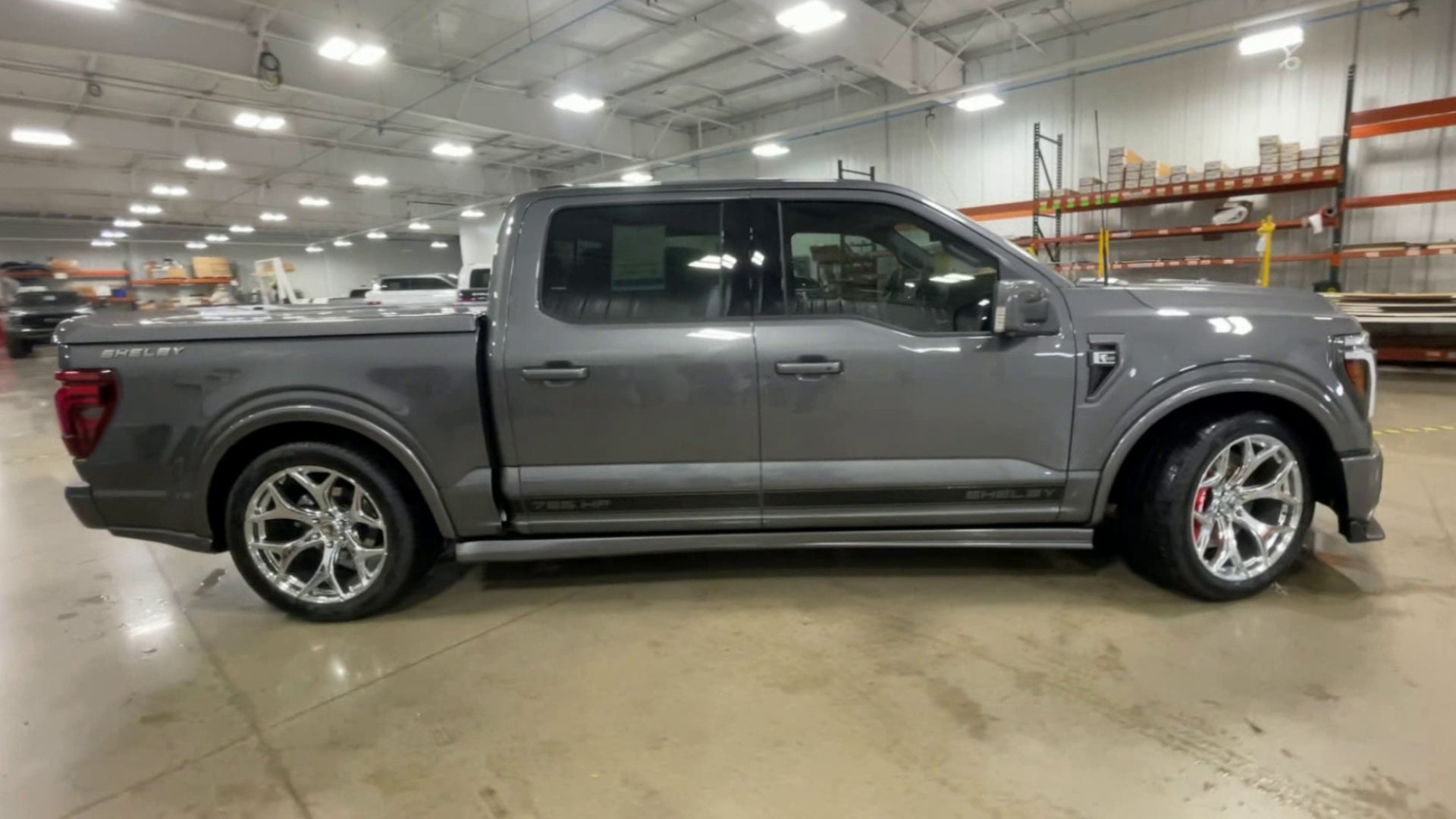 Vehicle Image 9