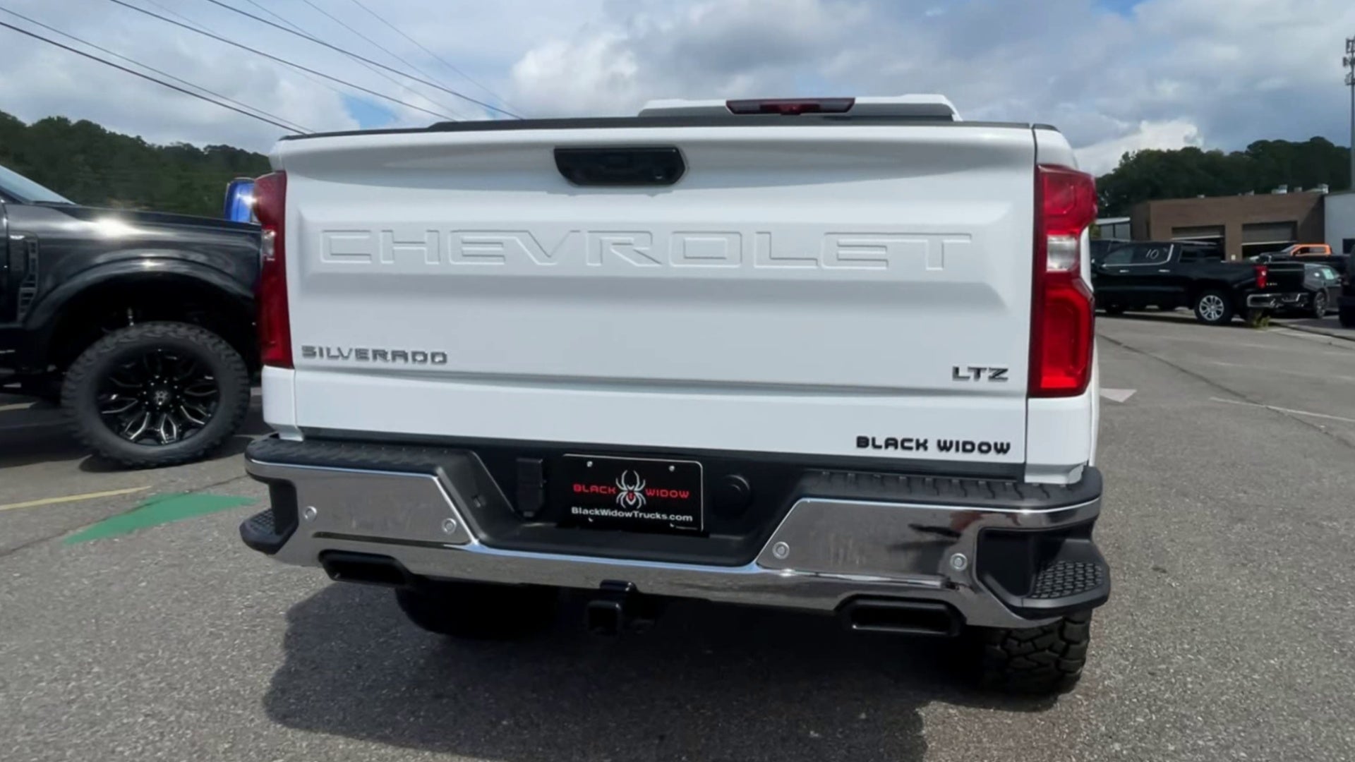 Vehicle Image 9