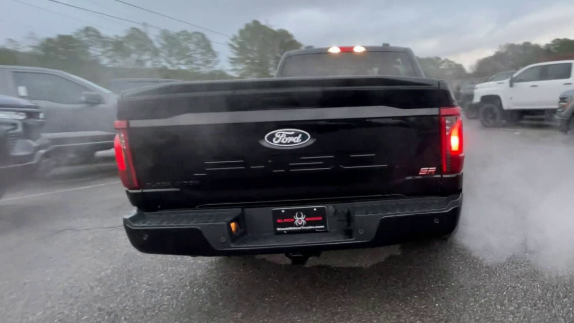 Vehicle Image 9