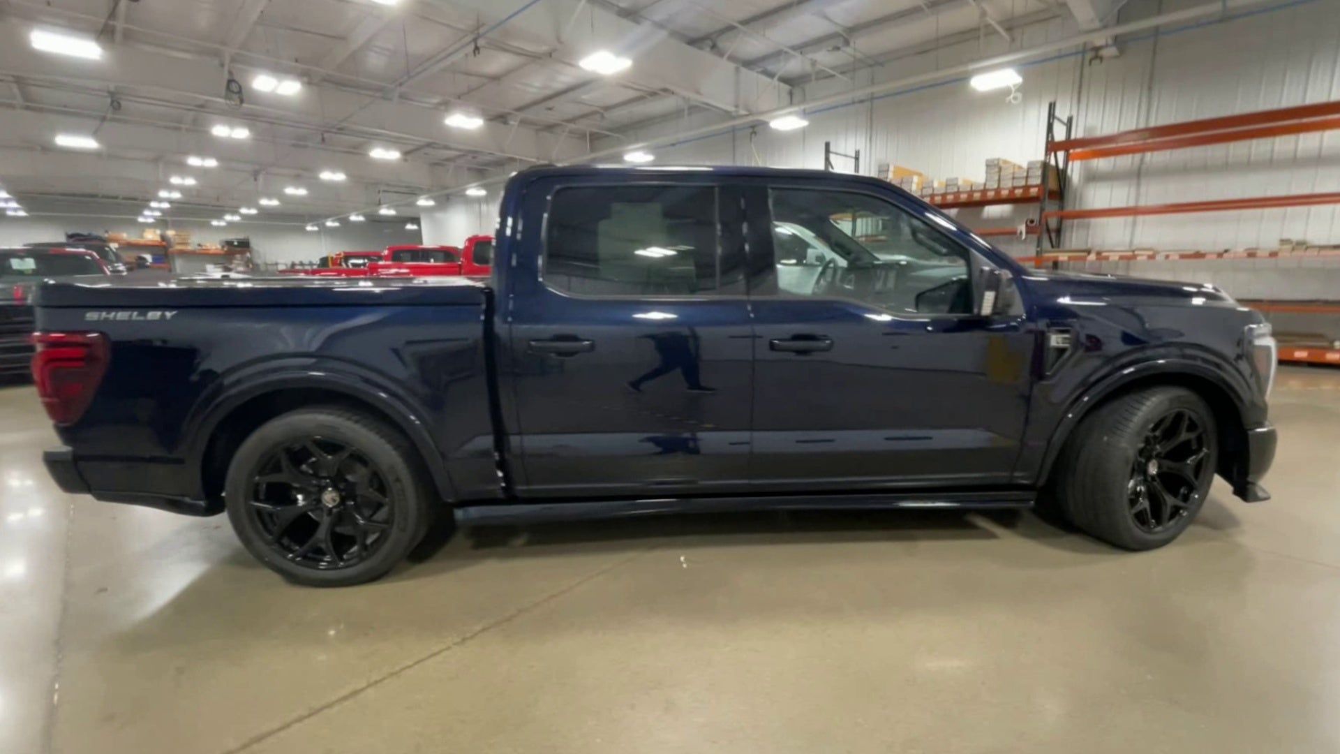 Vehicle Image 9