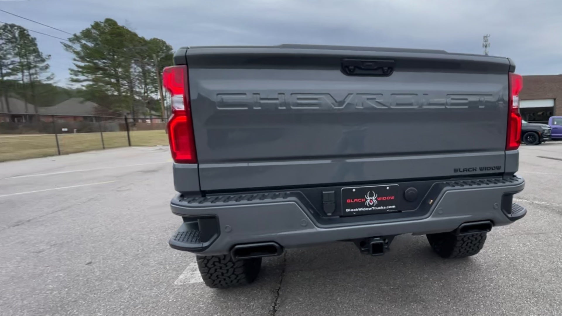 Vehicle Image 9