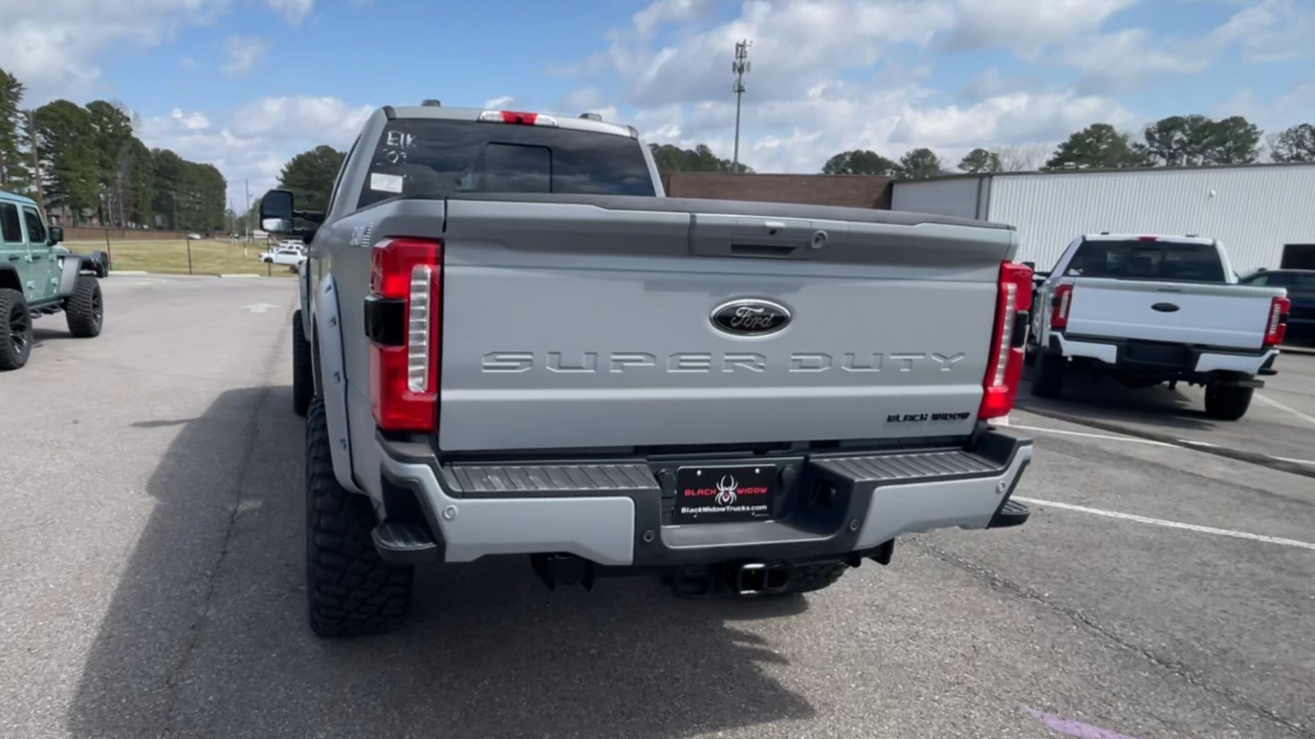 Vehicle Image 9