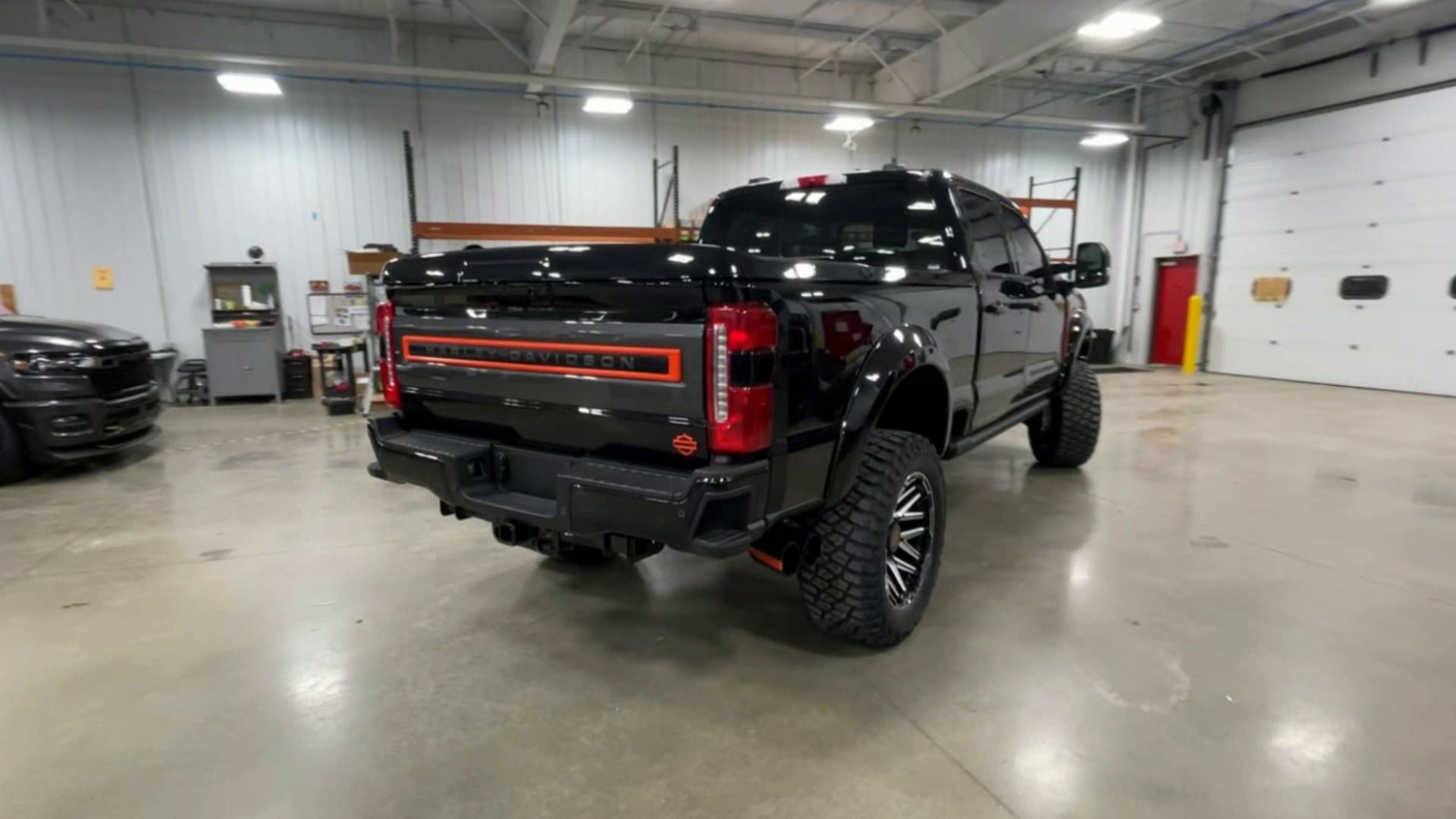 Vehicle Image 9