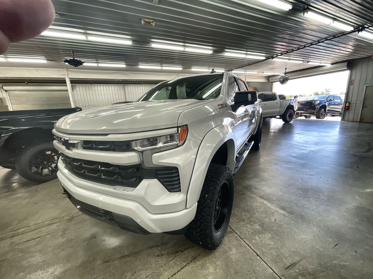 Vehicle Image 4