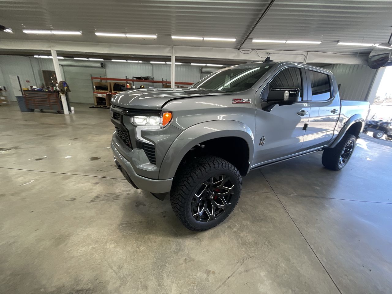 Vehicle Image 4