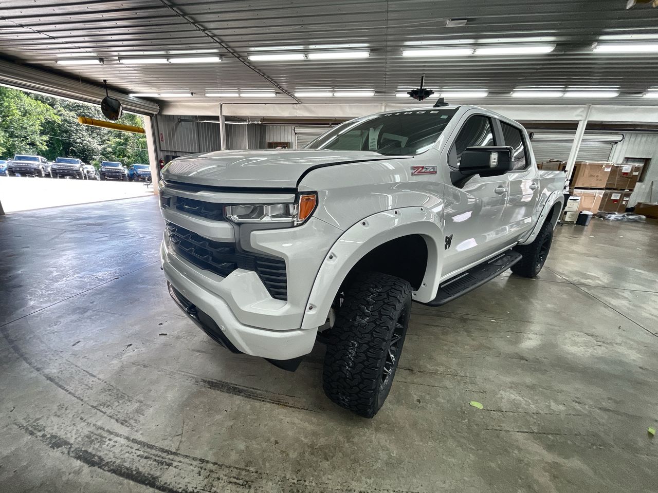 Vehicle Image 4