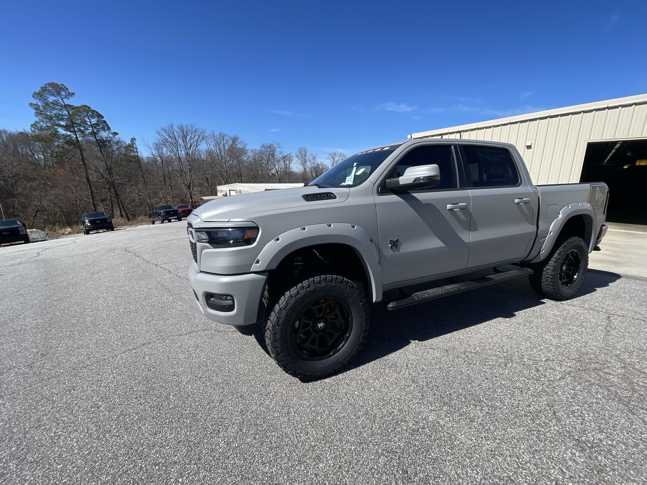 Vehicle Image 4