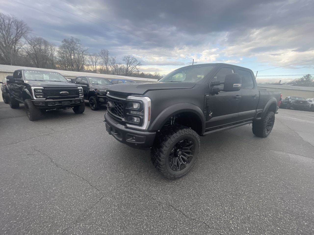 Vehicle Image 4