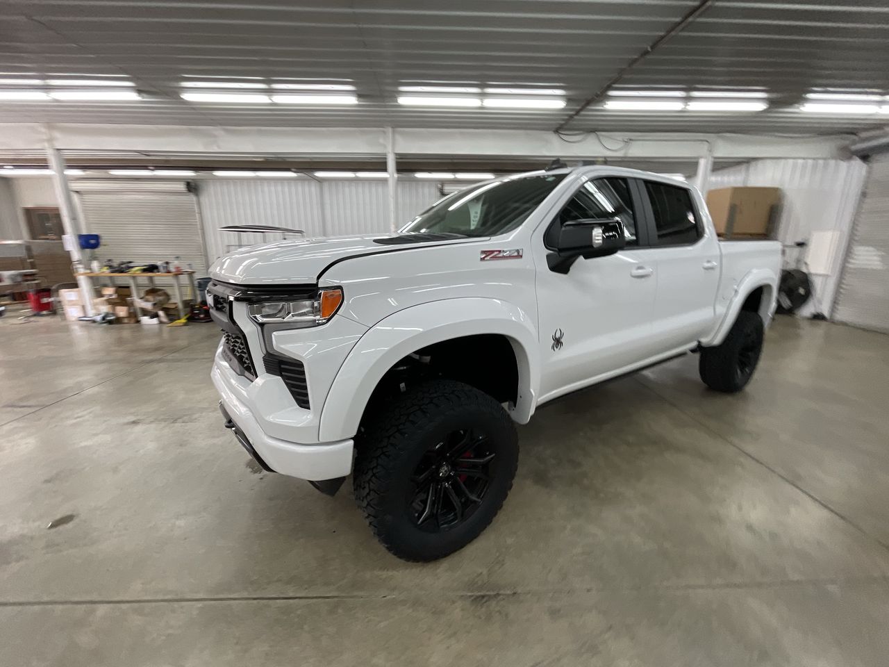 Vehicle Image 4