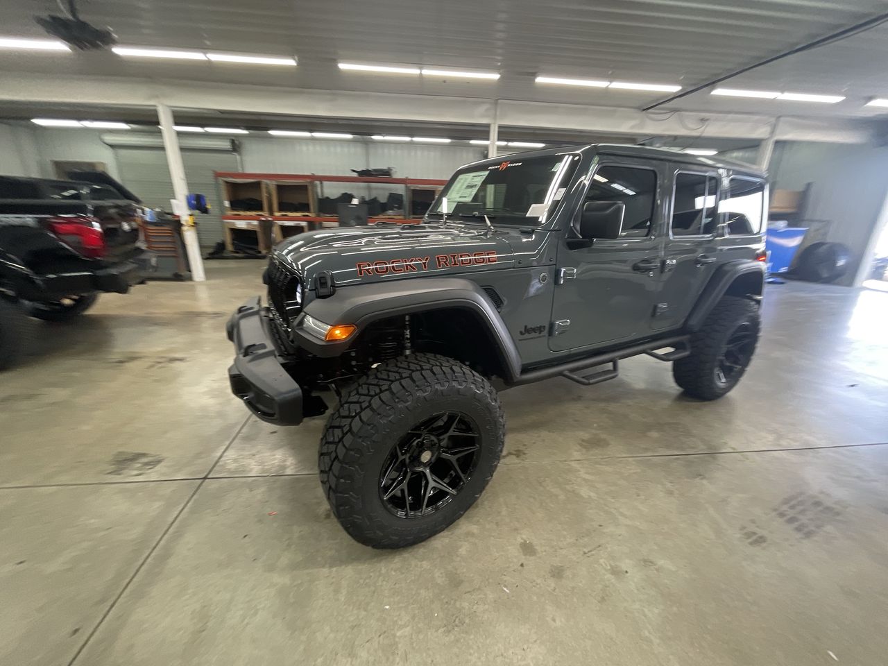 Vehicle Image 4