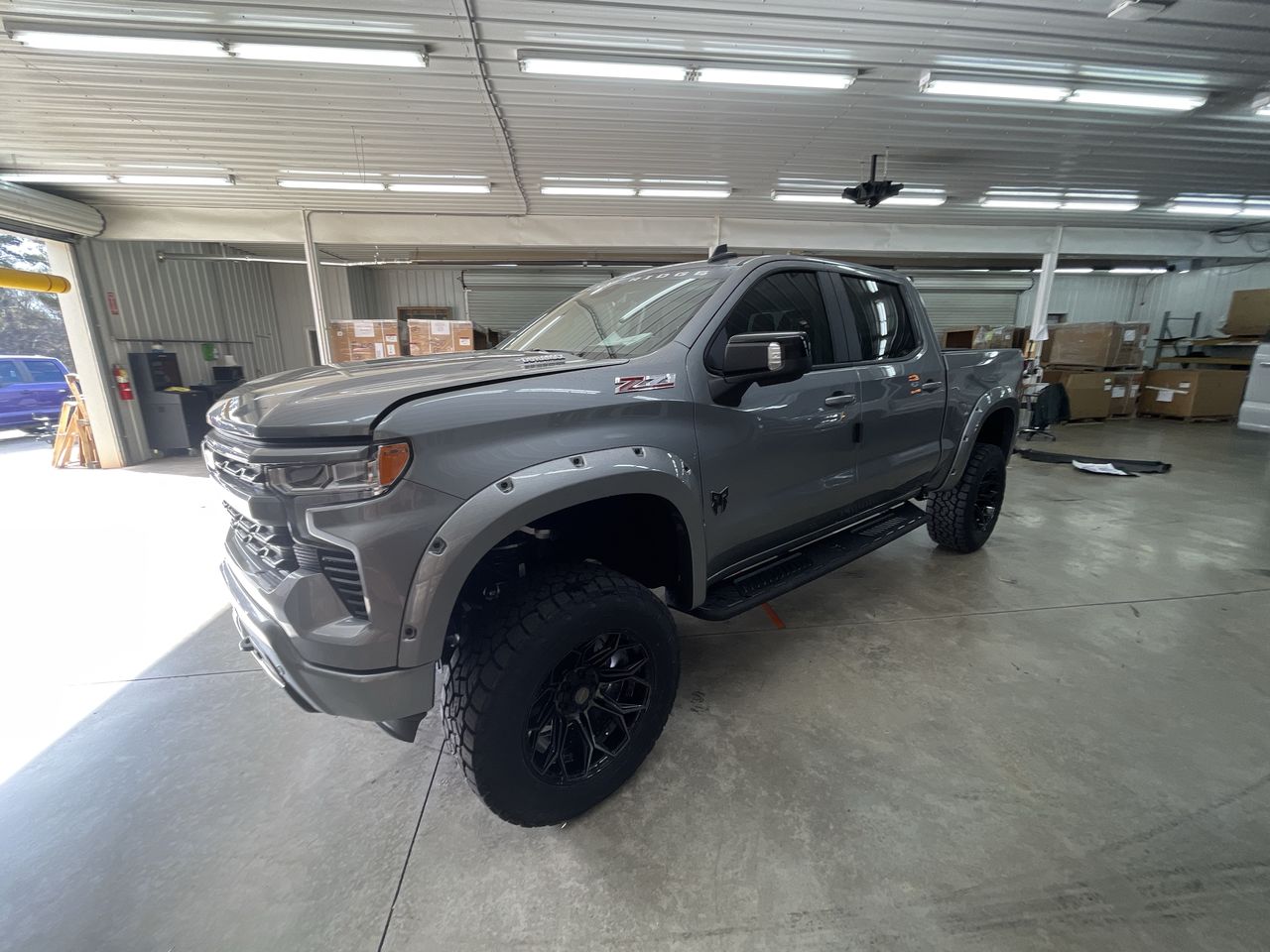Vehicle Image 4