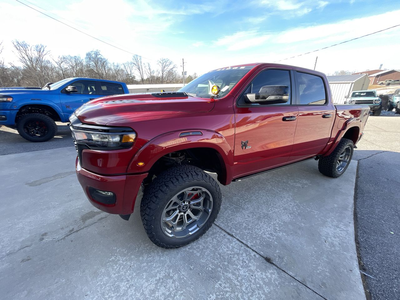 Vehicle Image 4