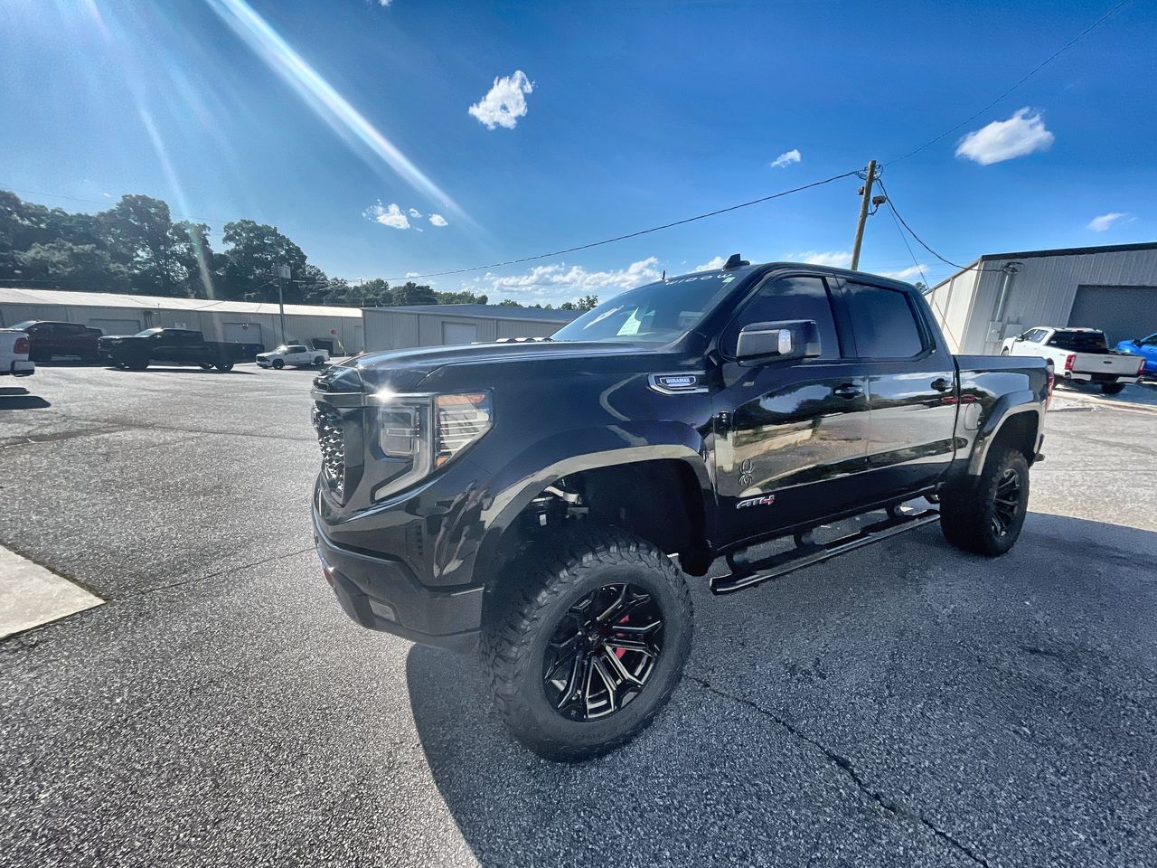 Vehicle Image 4