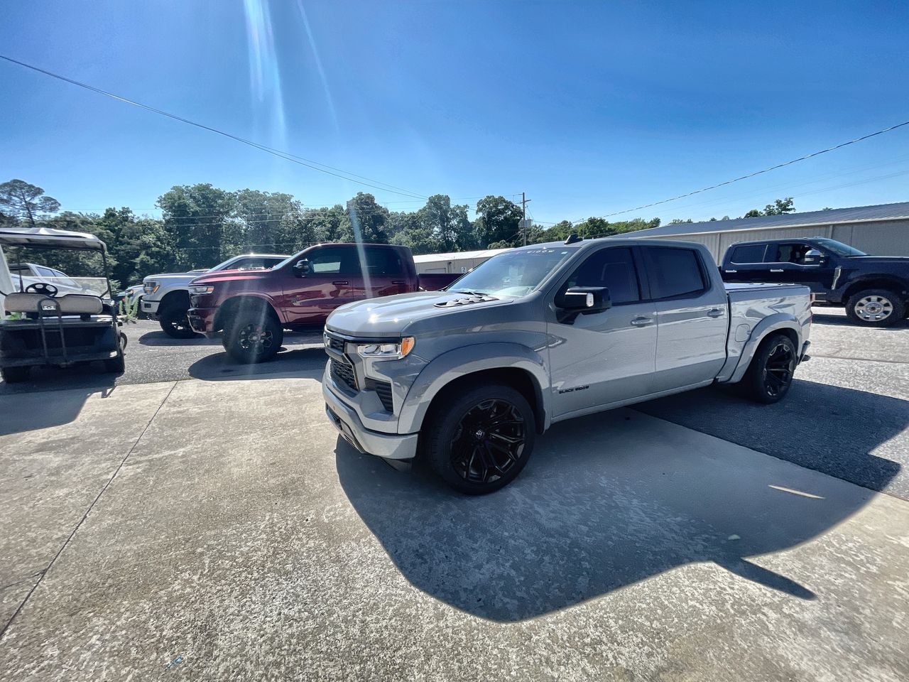 Vehicle Image 4