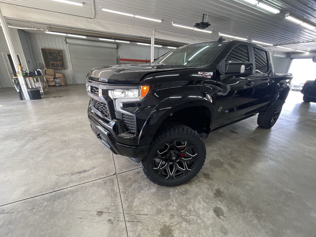 Vehicle Image 4