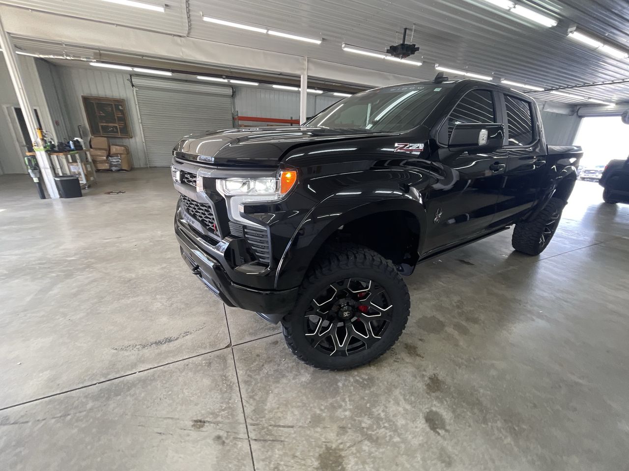 Vehicle Image 4