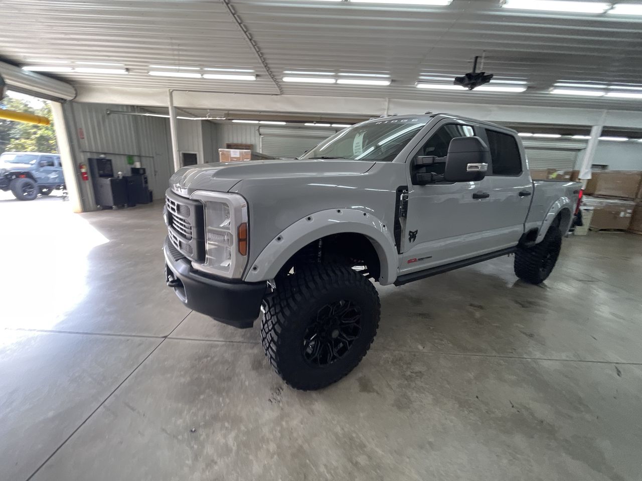 Vehicle Image 4