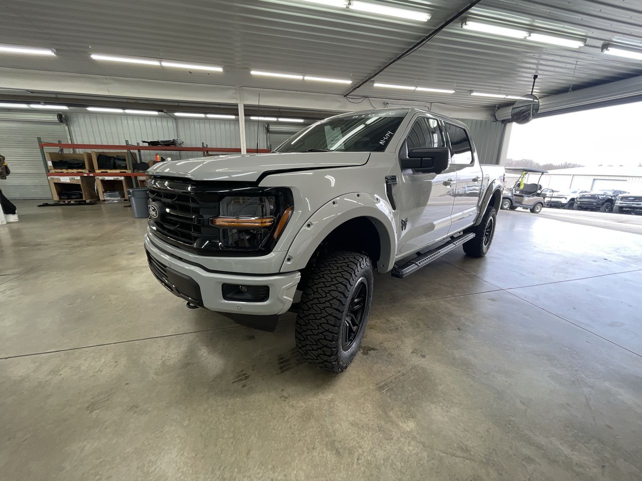 Vehicle Image 4