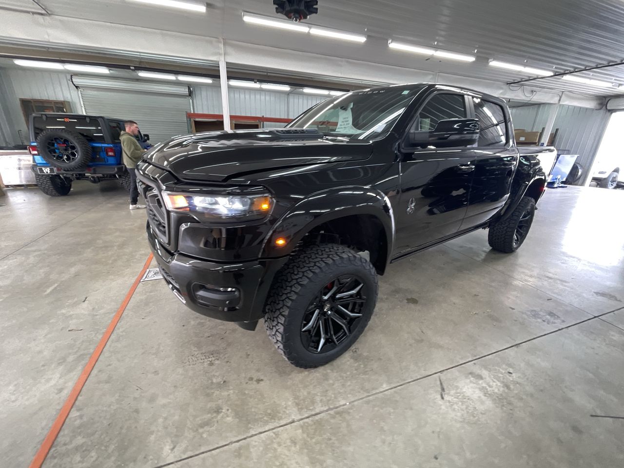 Vehicle Image 4