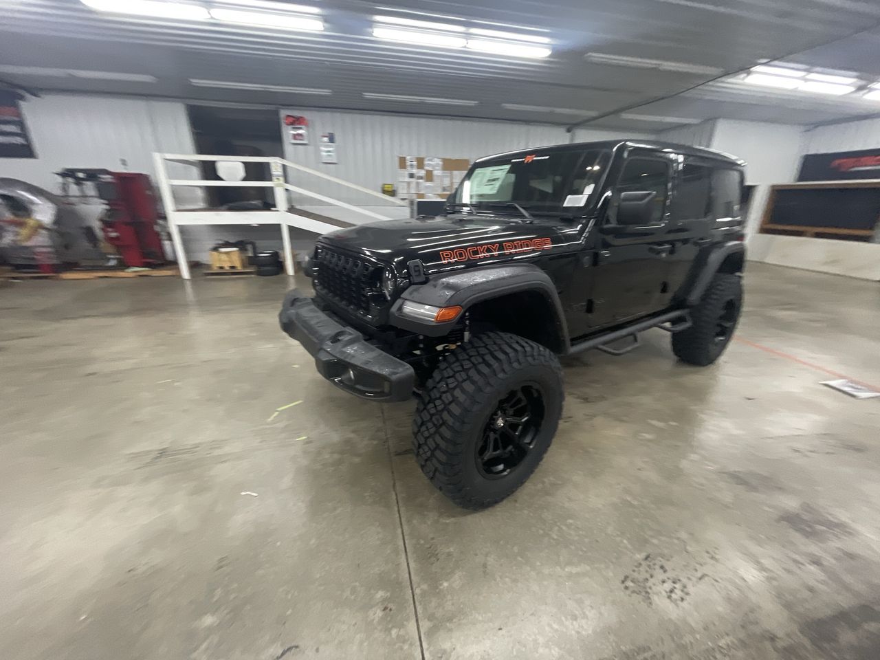 Vehicle Image 4