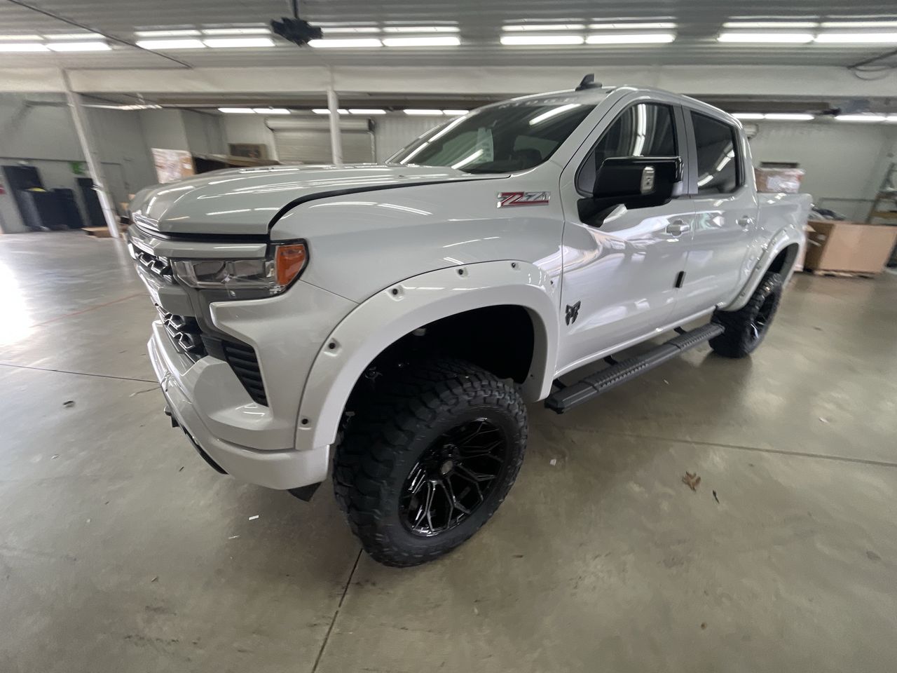 Vehicle Image 4