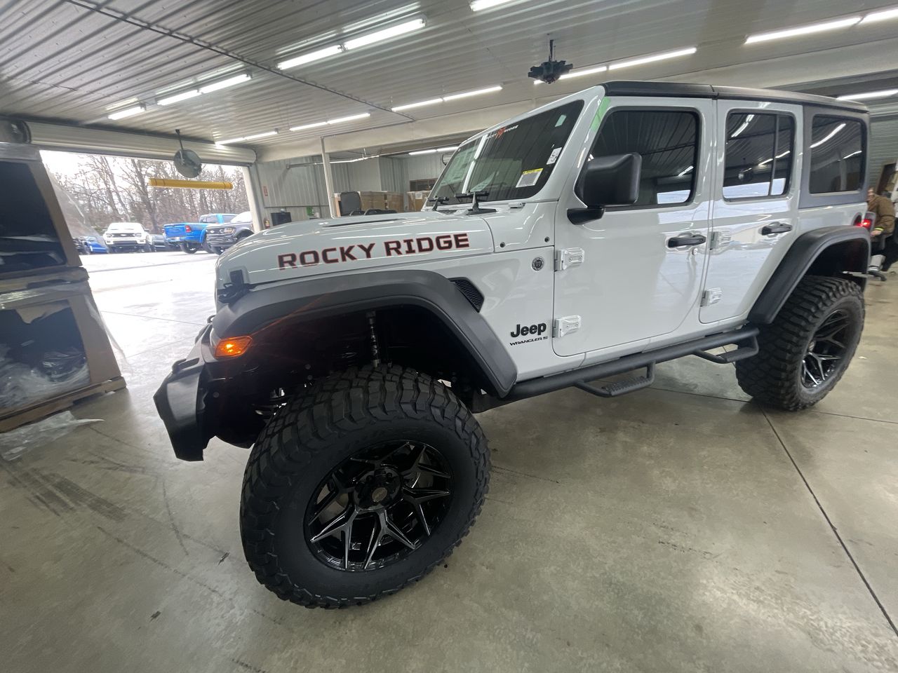 Vehicle Image 4