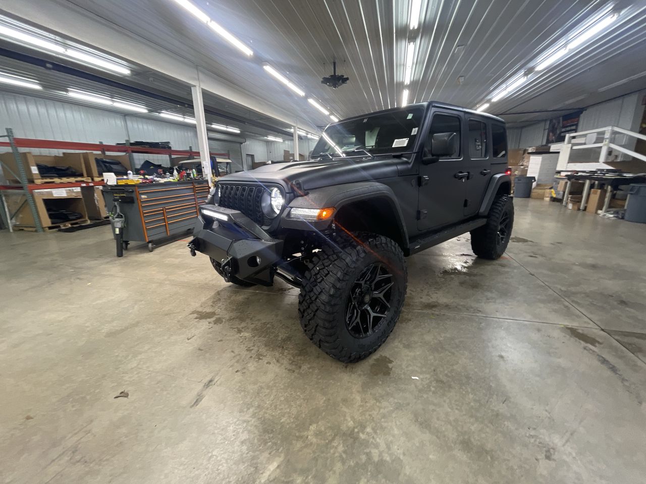 Vehicle Image 4