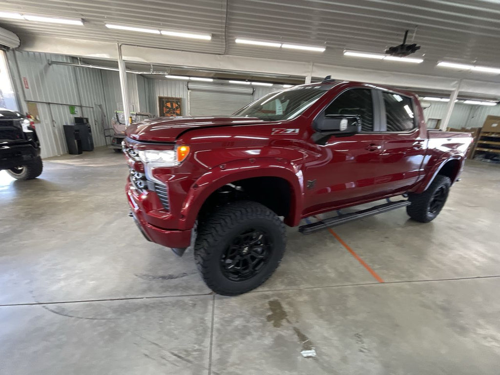 Vehicle Image 4