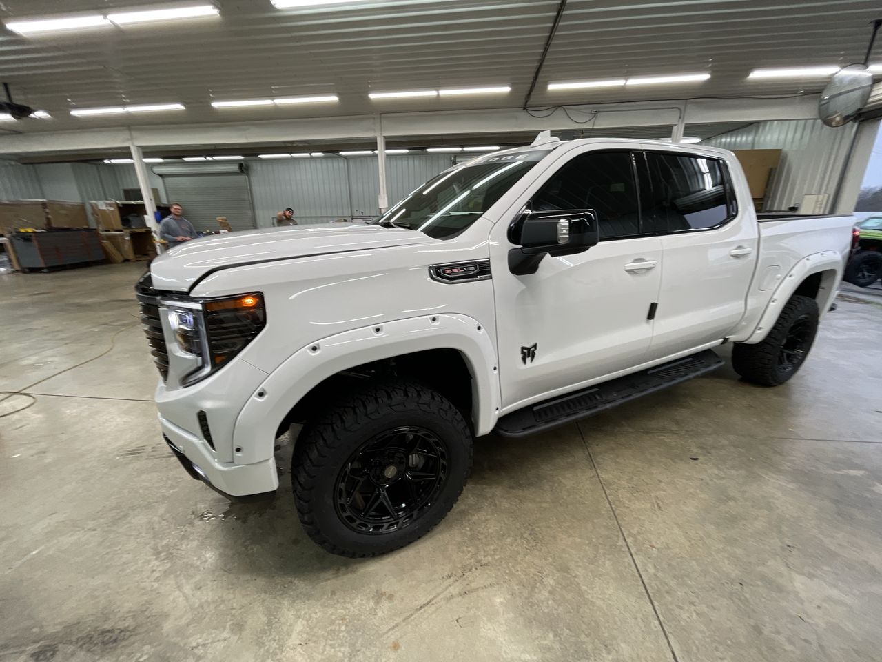 Vehicle Image 4