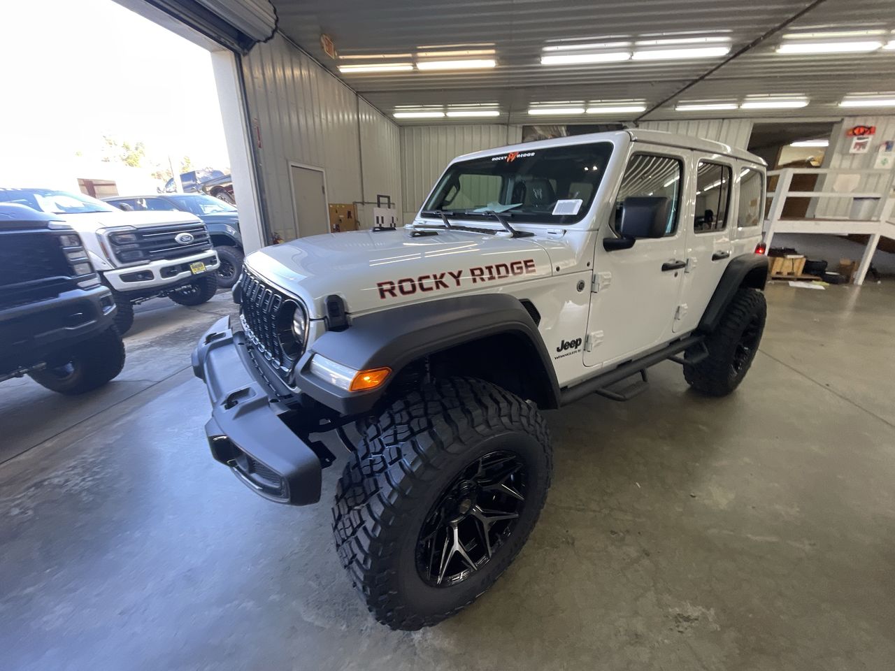 Vehicle Image 4