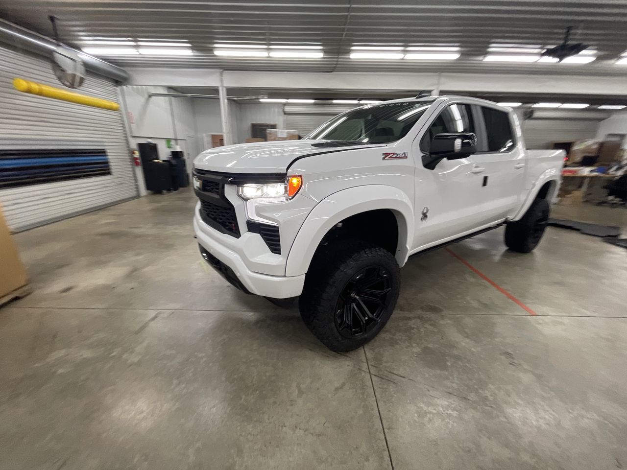 Vehicle Image 4