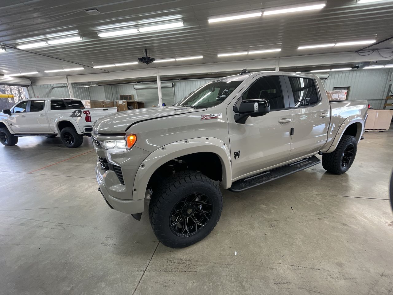 Vehicle Image 4