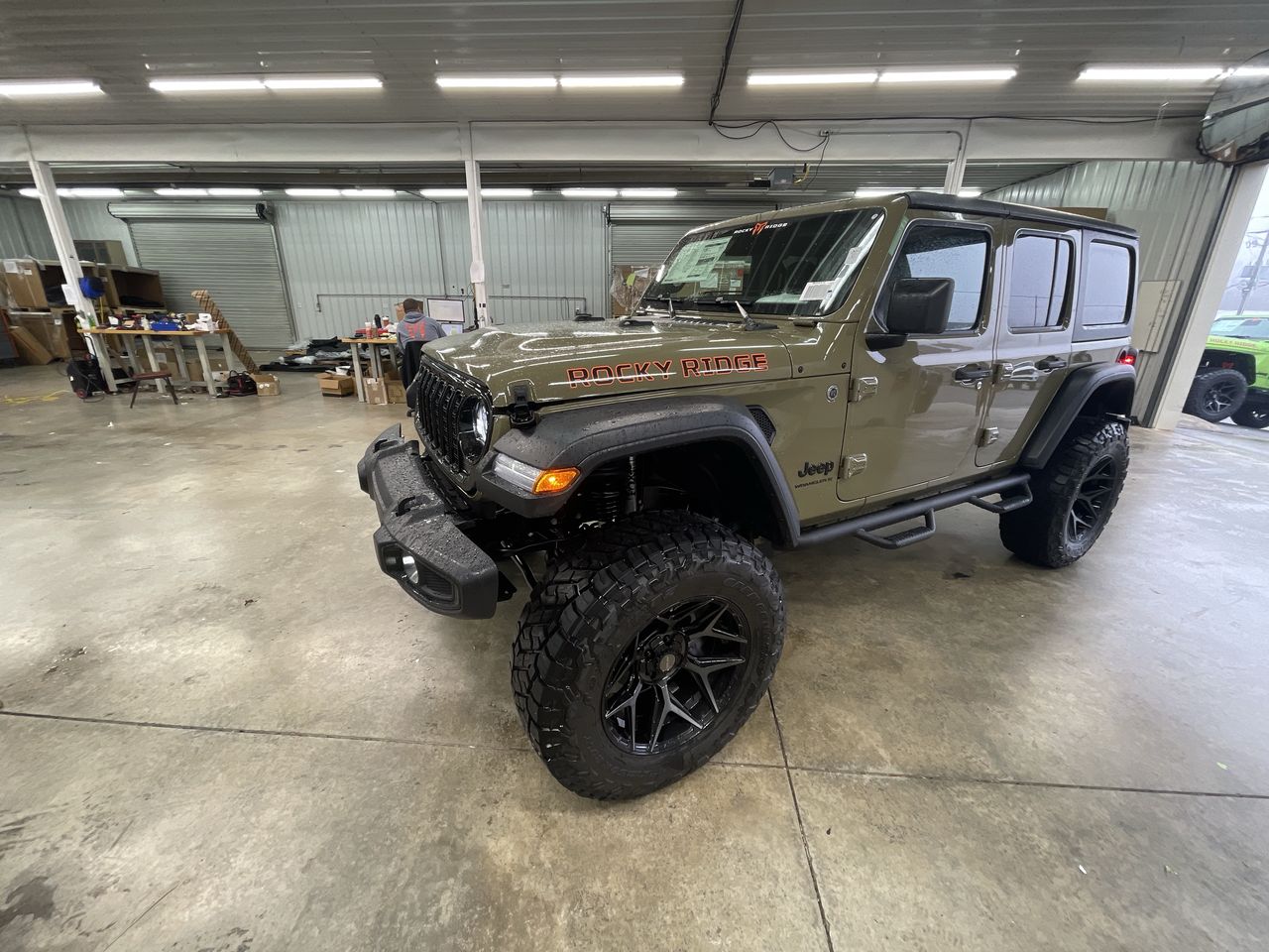 Vehicle Image 4